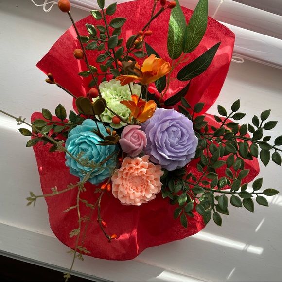 Unique Soap Flower Bouquets - Handmade with Love for Every Celebration! - Picture 7 of 11